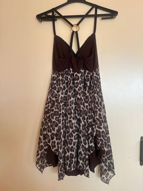 d.i.a. ヒョウ柄 バックリングクロスストラップ 2枚合わせアシンメトリーキャミソールワンピ 新品未使用 < ブランド  d.i.a. ヒョウ柄 バックリングクロスストラップ 2枚合わせアシンメトリーキャミソールワンピ 新品未使用 < ブランドの