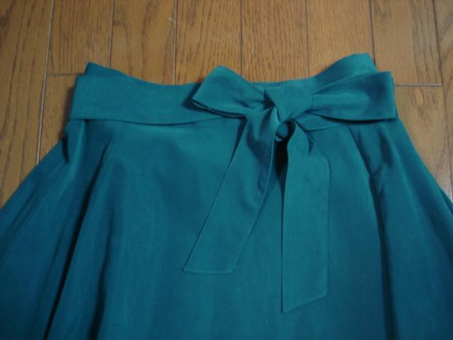 ★クイーンズコート コーデュロ風デザインスカート★着用2・3度!超激安! < ブランド ★クイーンズコート コーデュロ風デザインスカート★着用2・3度!超激安! < ブランドの