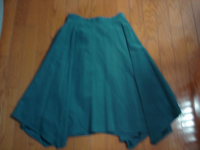 ★クイーンズコート コーデュロ風デザインスカート★着用2・3度!超激安! < ブランド ★クイーンズコート コーデュロ風デザインスカート★着用2・3度!超激安! < ブランドの