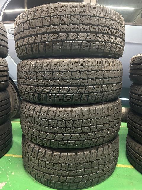 0092432)国産中古スタッドレスタイヤ4本セットダンロップウィンターマックス2セダンミニバンサイズ215/45R17送料無料 < 自動車/バイク 0092432)国産中古スタッドレスタイヤ4本セットダンロップウィンターマックス2セダンミニバンサイズ215/45R17送料無料 < 自動車/バイク