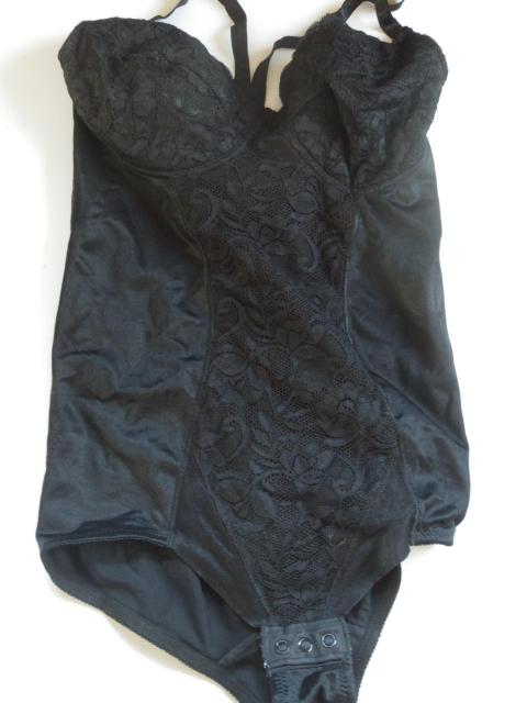 101 新品未使用 ボディースーツ補正下着 B85LL < 女性ファッション 101 新品未使用 ボディースーツ補正下着 B85LL < 女性ファッションの