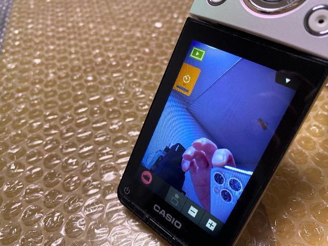 海外で人気の機種カシオのデジカメEX-TR350非常にレアですCASIOデジタルカメラ自撮り < 家電/AV 海外で人気の機種カシオのデジカメEX-TR350非常にレアですCASIOデジタルカメラ自撮り < 家電/AVの