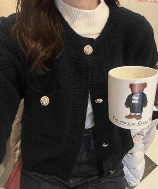 送料無料 新品 ゴールドボタンニットカーディガン 韓国風 < 女性ファッション 送料無料 新品 ゴールドボタンニットカーディガン 韓国風 < 女性ファッションの