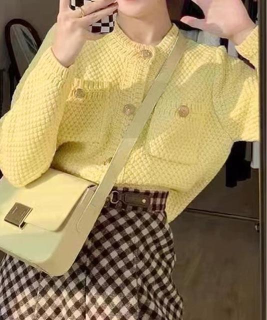 送料無料 新品 ゴールドボタンニットカーディガン 韓国風 < 女性ファッション 送料無料 新品 ゴールドボタンニットカーディガン 韓国風 < 女性ファッションの