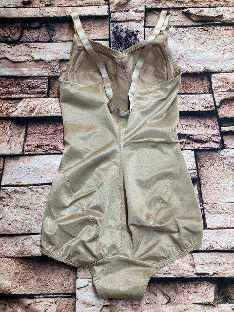 送料無料!日本製 フルカップでしっかり包み込みスッキリシェイプ!お洒落なノンワイヤーボディスーツ1枚 < 女性ファッション 送料無料!日本製 フルカップでしっかり包み込みスッキリシェイプ!お洒落なノンワイヤーボディスーツ1枚 < 女性ファッションの