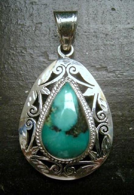 ☆即決☆silver925*ターコイズペンダントトップ 4.4センチ < 女性アクセサリー/時計 ☆即決☆silver925*ターコイズペンダントトップ 4.4センチ < 女性アクセサリー/時計の