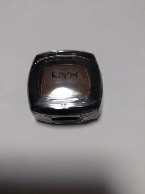 NYX★シングルアイシャドー★ES110★未使用 < 香水/コスメ/ネイル  NYX★シングルアイシャドー★ES110★未使用  < 香水/コスメ/ネイルの
