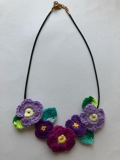 ハンドメイド ネックレス パープルの小花たち♪ガーリー < 女性ファッション  ハンドメイド ネックレス パープルの小花たち♪ガーリー  < 女性ファッションの