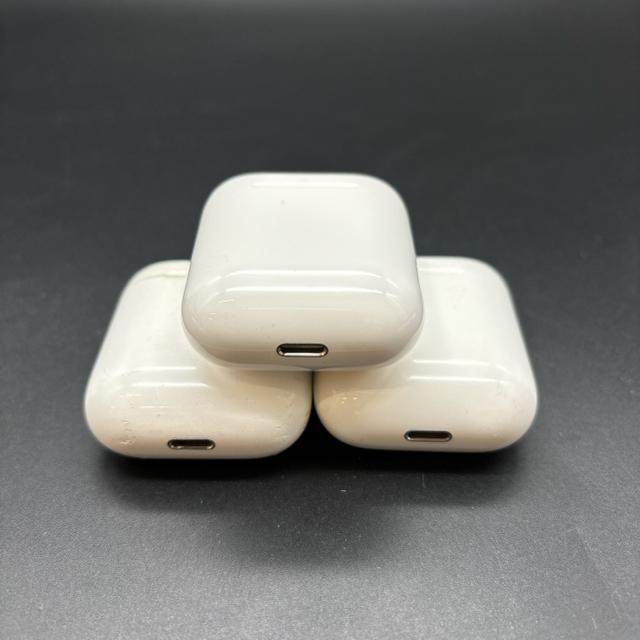  Apple Abv AirPods ꐢ [dP[X̂ 3Zbg  Ɠd/AV 