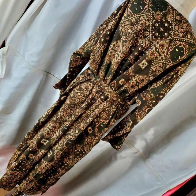 ★667★AULI/アウリィ★柄マキシ丈巻きワンピース★F★ < 女性ファッション  ★667★AULI/アウリィ★柄マキシ丈巻きワンピース★F★ < 女性ファッションの