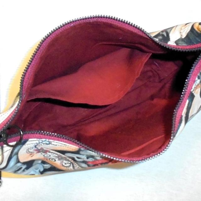 【中サイズ】◆アレキサンダーヘンリー【ラス エレガンテス】ブラック◆ALEXANDER HENRY◆ファスナーショルダー < 女性ファッション 【中サイズ】◆アレキサンダーヘンリー【ラス エレガンテス】ブラック◆ALEXANDER HENRY◆ファスナーショルダー < 女性ファッションの