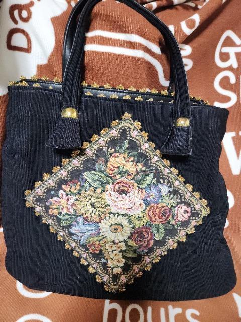 未使用 ゴブラン織花柄トートバック < 女性ファッション 未使用 ゴブラン織花柄トートバック < 女性ファッションの