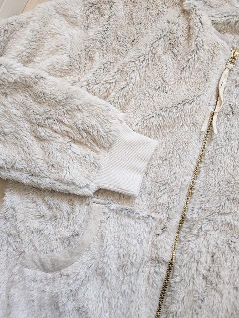 M★NAUW CLOSET★ふわふわノーカーラージャケット★新品 < 女性ファッション M★NAUW CLOSET★ふわふわノーカーラージャケット★新品 < 女性ファッションの