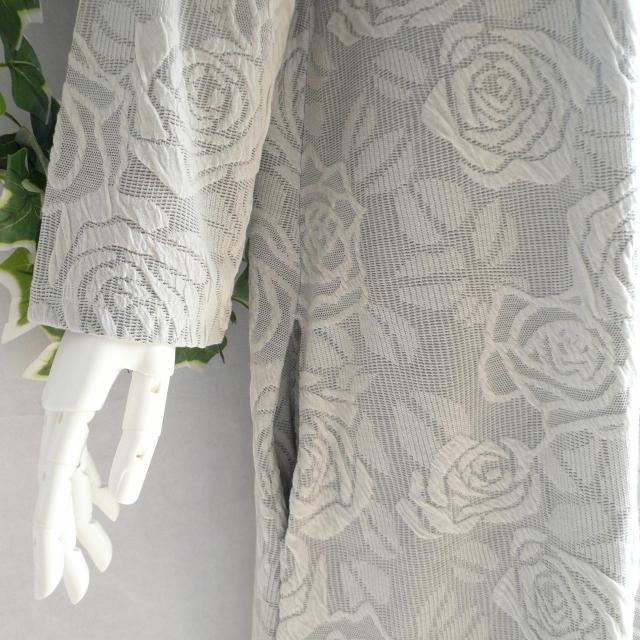 新品 9950 ML 立体薔薇柄 ジャガード ワンピース グレージュ系 オフタートル コクーン ドロップショルダー 上質 < 女性ファッション 新品 9950 ML 立体薔薇柄 ジャガード ワンピース グレージュ系 オフタートル コクーン ドロップショルダー 上質 < 女性ファッションの