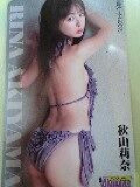 秋山莉奈図書カード < チケット/金券  秋山莉奈図書カード  < チケット/金券の