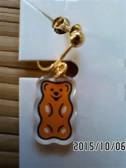 HARIBO・ベアグミ風プレートチャームイヤリング。オレンジ < 女性アクセサリー/時計  HARIBO・ベアグミ風プレートチャームイヤリング。オレンジ < 女性アクセサリー/時計の