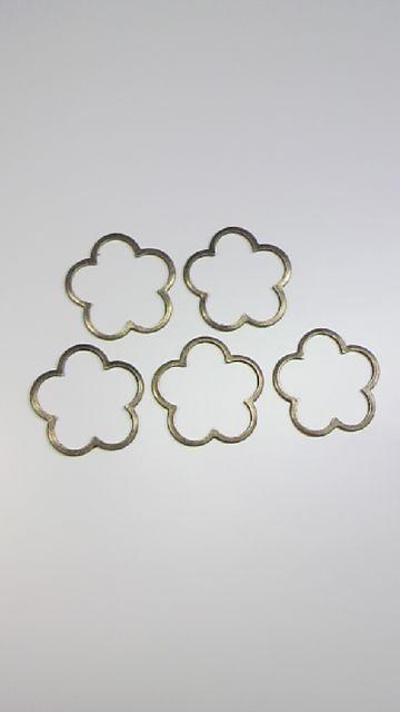 オープンフラワーメタルパーツ金古美カラー18o 8個 < ペット/手芸/園芸  オープンフラワーメタルパーツ金古美カラー18o 8個  < ペット/手芸/園芸の