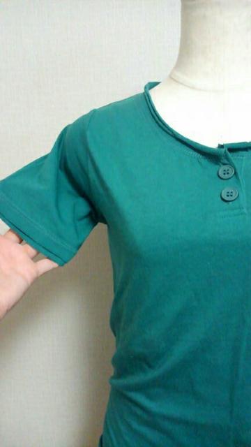 ブルーの胸ボタンTシャツ(71) < 女性ファッション  ブルーの胸ボタンTシャツ(71) < 女性ファッションの