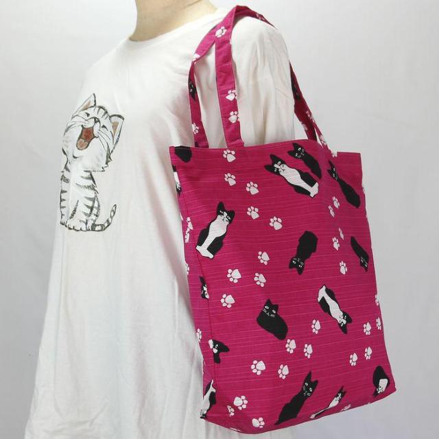 ★猫柄トートバッグ 陽だまり猫のら 和風バッグ 和装袋物 ミニ猫ドット柄 レディース おしゃれ 軽量 綿 日本製 ピンク BA38 < 女性ファッション  ★猫柄トートバッグ 陽だまり猫のら 和風バッグ 和装袋物 ミニ猫ドット柄 レディース おしゃれ 軽量 綿 日本製 ピンク BA38 < 女性ファッションの