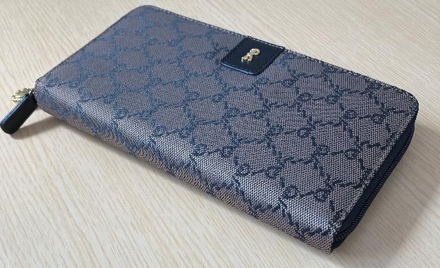 ROBERTA DI CAMERINO ロベルタディカメリーノ☆ロゴ長財布 < ブランド  ROBERTA DI CAMERINO ロベルタディカメリーノ☆ロゴ長財布 < ブランドの