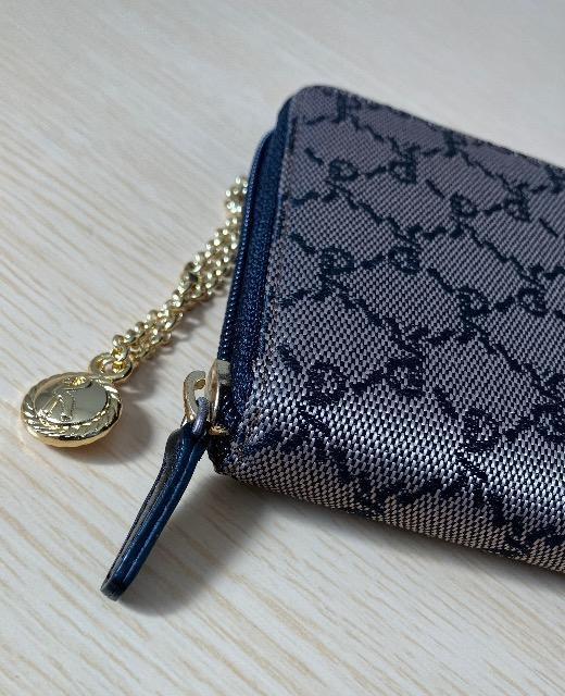 ROBERTA DI CAMERINO ロベルタディカメリーノ☆ロゴ長財布 < ブランド  ROBERTA DI CAMERINO ロベルタディカメリーノ☆ロゴ長財布 < ブランドの