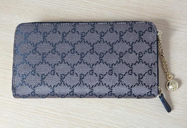 ROBERTA DI CAMERINO ロベルタディカメリーノ☆ロゴ長財布 < ブランド  ROBERTA DI CAMERINO ロベルタディカメリーノ☆ロゴ長財布 < ブランドの