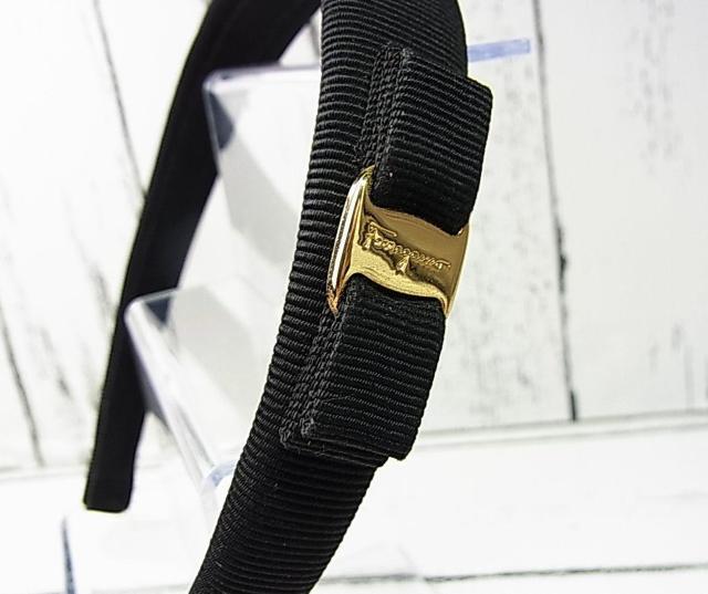 500~X^K i Salvatore Ferragamo T@g[EtFK J`[V