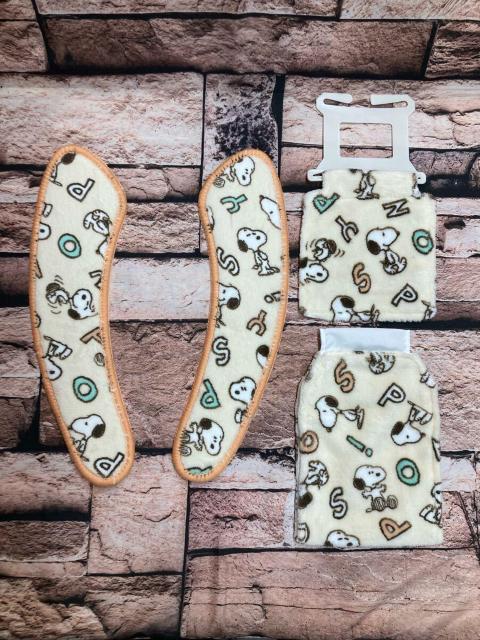 ふんわり素材でトイレを可愛く、お洒落に!【スヌーピー】トイレットペーパーホルダーカバー&便座シート1組 < インテリア/ライフ ふんわり素材でトイレを可愛く、お洒落に!【スヌーピー】トイレットペーパーホルダーカバー&便座シート1組 < インテリア/ライフの