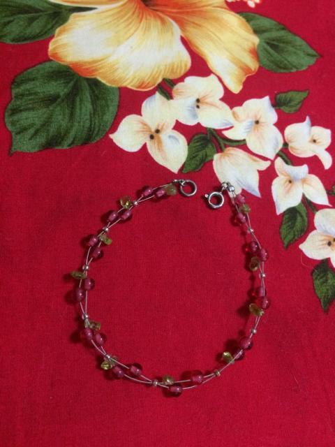 美品☆可愛いさくらんぼ風ブレスレット☆ < 女性アクセサリー/時計  美品☆可愛いさくらんぼ風ブレスレット☆ < 女性アクセサリー/時計の