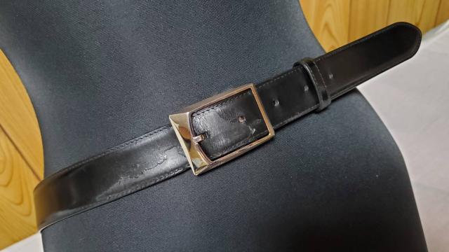 正規 カルティエ タンク アシンメトリースクエアDバックル リバーシブルベルト 黒×茶 調節可 < ブランド 正規 カルティエ タンク アシンメトリースクエアDバックル リバーシブルベルト 黒×茶 調節可 < ブランドの