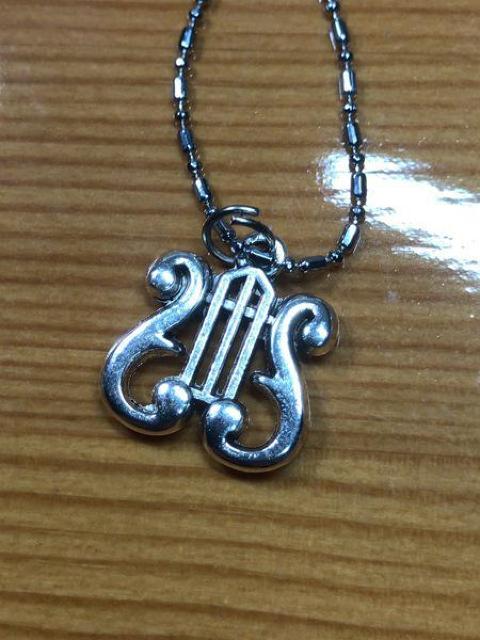 ハープ 音楽 金 管楽器 モチーフ ネックレス ペンダント アクセサリー キーホルダー トップ 発表会 チェーン < 女性アクセサリー/時計  ハープ 音楽 金 管楽器 モチーフ ネックレス ペンダント アクセサリー キーホルダー トップ 発表会 チェーン < 女性アクセサリー/時計の