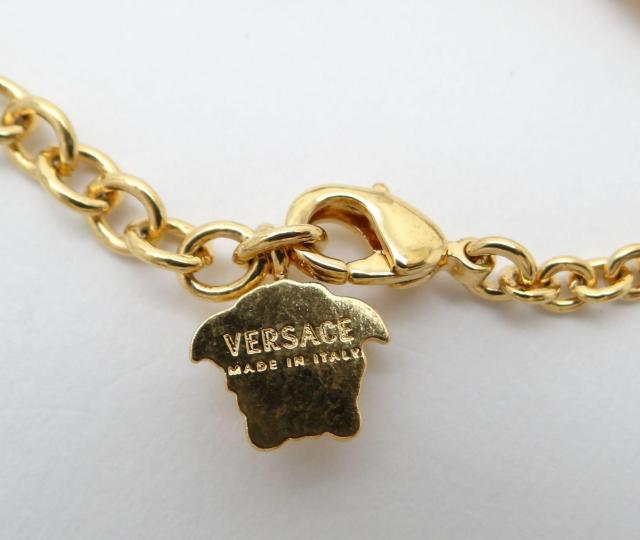 VERSACE ヴェルサーチ Vロゴ メデューサ ラインストーン チェーンブレスレット ゴールド<USED>【送料無料】 < ブランド VERSACE ヴェルサーチ Vロゴ メデューサ ラインストーン チェーンブレスレット ゴールド<USED>【送料無料】 < ブランドの