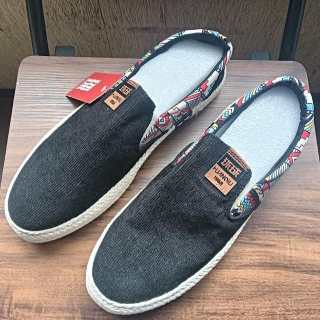 新品 26cm メンズ スリッポン ブラック 靴 男女兼用 カジュアル シューズ < 男性ファッション  新品 26cm メンズ スリッポン ブラック 靴 男女兼用 カジュアル シューズ  < 男性ファッションの