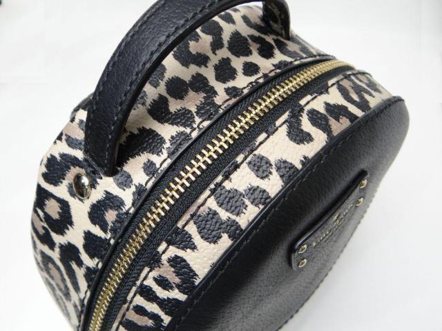 KATE SPADE ケイトスペード リュック バックパック レオパード柄×ブラック < ブランド KATE SPADE ケイトスペード リュック バックパック レオパード柄×ブラック < ブランドの