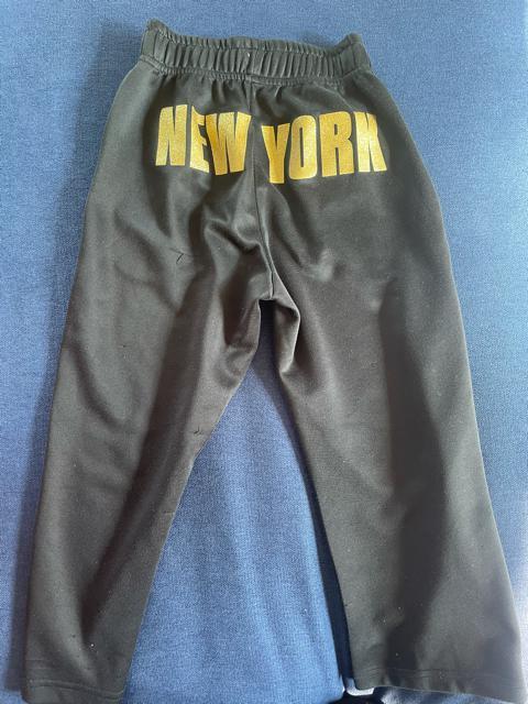 NEW YORK☆ジャージ☆上下まとめ売り☆110cm < キッズ/ベビー  NEW YORK☆ジャージ☆上下まとめ売り☆110cm < キッズ/ベビーの