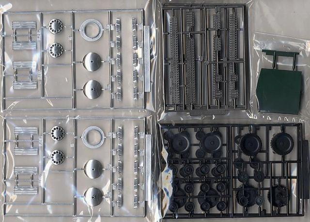 tW~@mXP[vf@}O}CU[@g  zr[ 