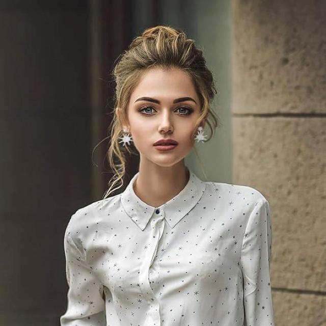 2weyスターモチーフピアス【新品未使用】シルバー●ビジューピアス 星●ブライダル 結婚式 ウェディング < 女性アクセサリー/時計 2weyスターモチーフピアス【新品未使用】シルバー●ビジューピアス 星●ブライダル 結婚式 ウェディング < 女性アクセサリー/時計の