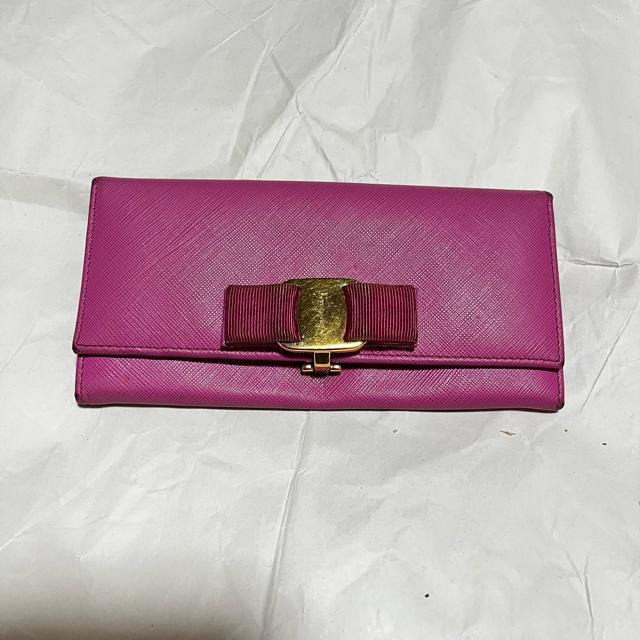 【サルヴァトーレ・フェラガモ】【ヴァラ】 レザー / 長財布 / ピンク < ブランド 【サルヴァトーレ・フェラガモ】【ヴァラ】 レザー / 長財布 / ピンク < ブランドの