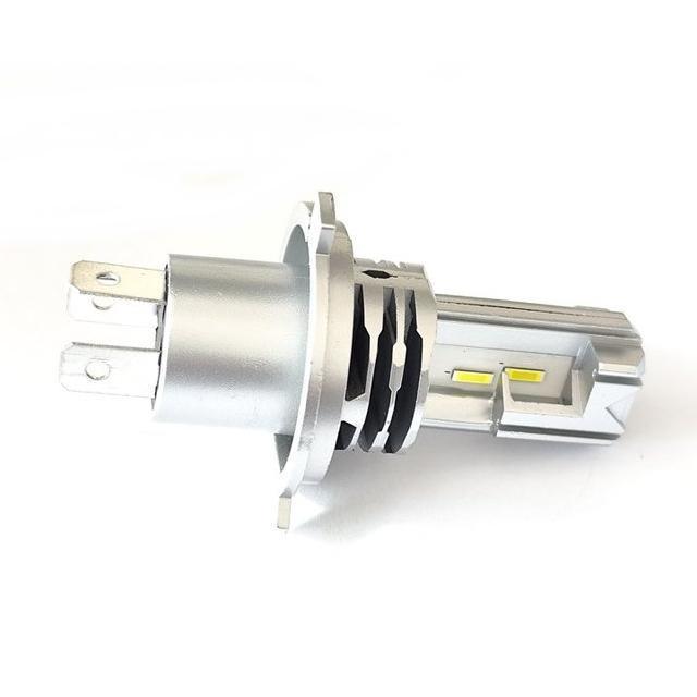 ň i nCp[ H4LEDCg |tHȂ^Cv LEDwbhCg3000lm H4 Hi/Lo  /oCN