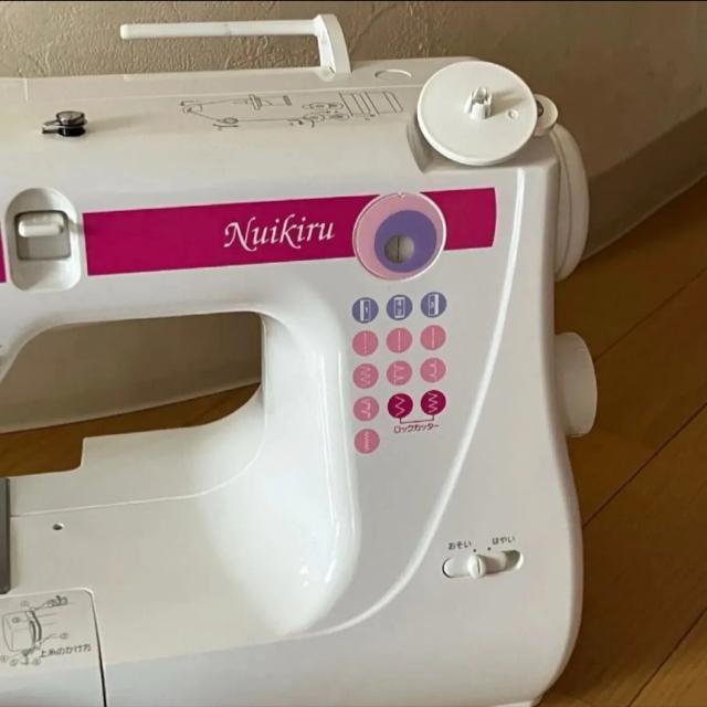 ジャノメ コンパクト電動ミシン本体 N-405 ロックカッター内蔵 ミシン JANOME ハンドクラフト 手芸 < ペット/手芸/園芸 ジャノメ コンパクト電動ミシン本体 N-405 ロックカッター内蔵 ミシン JANOME ハンドクラフト 手芸 < ペット/手芸/園芸の