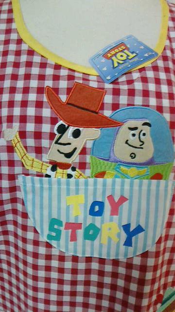 トイストーリーエプロンM-Lレッド系 < おもちゃ トイストーリーエプロンM-Lレッド系 < おもちゃの