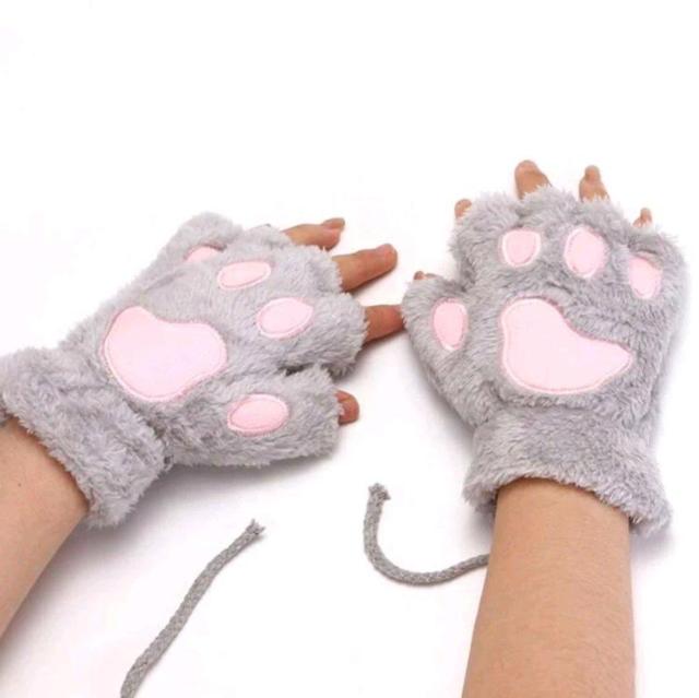新品★にゃんこ肉球指出し手袋/グレー < 女性ファッション  新品★にゃんこ肉球指出し手袋/グレー < 女性ファッションの
