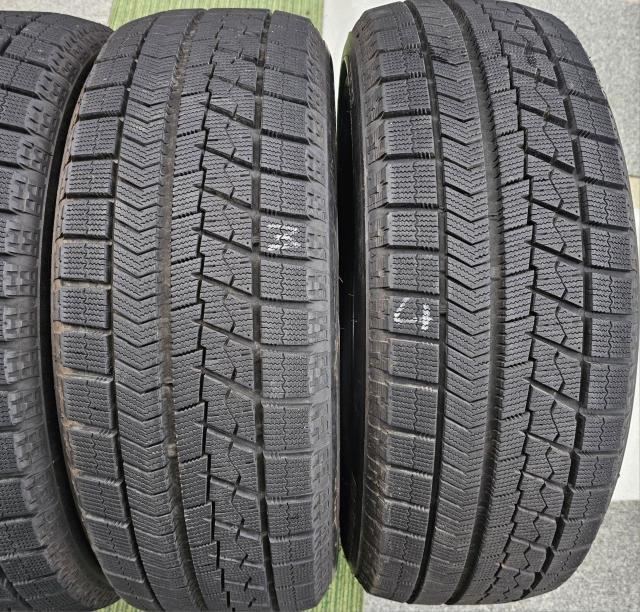 oaIN19  uaXg uUbN VRX  17C`X^bhX^C225/60R17 99Q ^Ĉ4{  /oCN