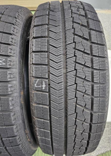 oaIN19  uaXg uUbN VRX  17C`X^bhX^C225/60R17 99Q ^Ĉ4{  /oCN