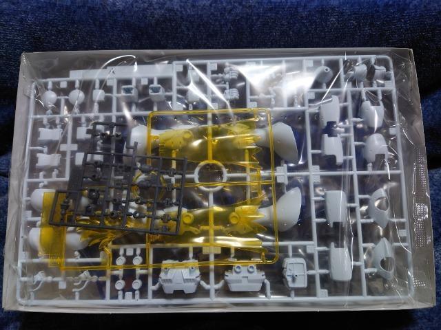 �K���_���r���h�t�@�C�^�[�Y �g���C 1/144 �M�����X���b�g �� �z�r�[�� 