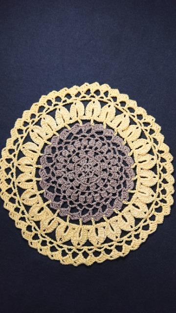 ★レース手編みのドイリー★ラメ入ブラウン★新品未使用★送料込 < ペット/手芸/園芸  ★レース手編みのドイリー★ラメ入ブラウン★新品未使用★送料込  < ペット/手芸/園芸の