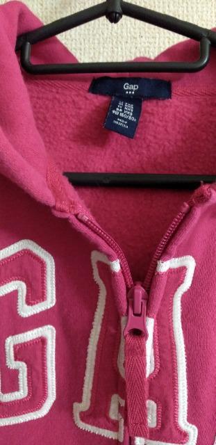 GAP(*^ー^)ピンクパーカー < ブランド  GAP(*^ー^)ピンクパーカー < ブランドの