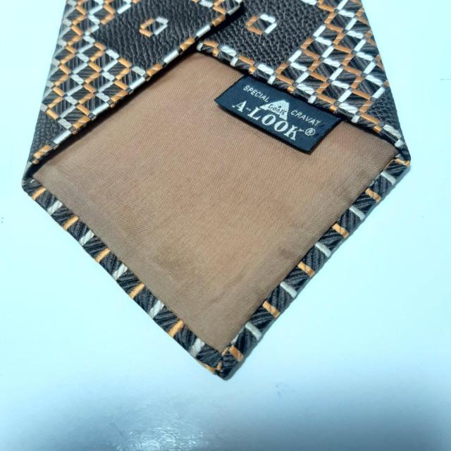 美品  A-LOOK 茶色系 柄タイプ ネクタイ 581 < 男性ファッション  美品  A-LOOK 茶色系 柄タイプ ネクタイ 581 < 男性ファッションの