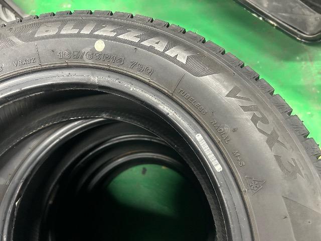 0092457)激安国産中古スタッドレスタイヤ4本BSブリヂストンVRX3軽自動車コンパクトカーサイズ165/65R14送料無料 < 自動車/バイク 0092457)激安国産中古スタッドレスタイヤ4本BSブリヂストンVRX3軽自動車コンパクトカーサイズ165/65R14送料無料 < 自動車/バイク