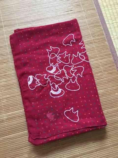 mintneko・ドット&バブルネコ柄ストール。レッド < ブランド mintneko・ドット&バブルネコ柄ストール。レッド < ブランドの